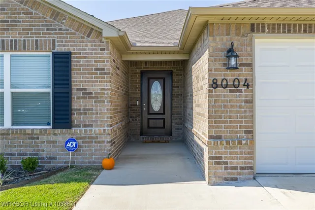 8004 Dogwood Dr, Fort Smith, AR 72916