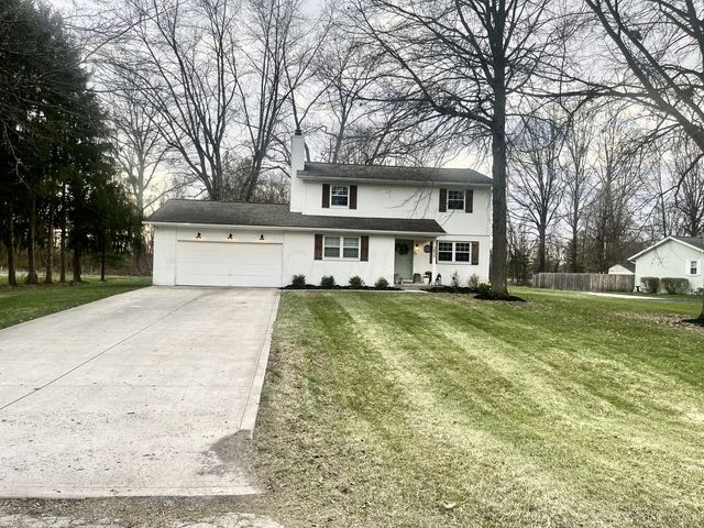 3839 Pine Meadow Rd, New Albany, OH 43054