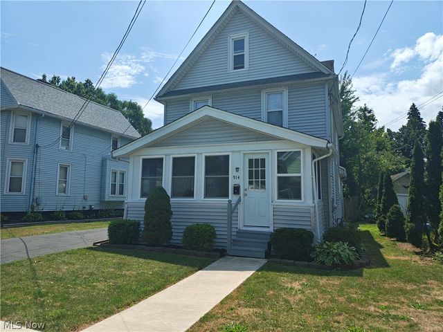 914 W  50th St, Ashtabula, OH 44004