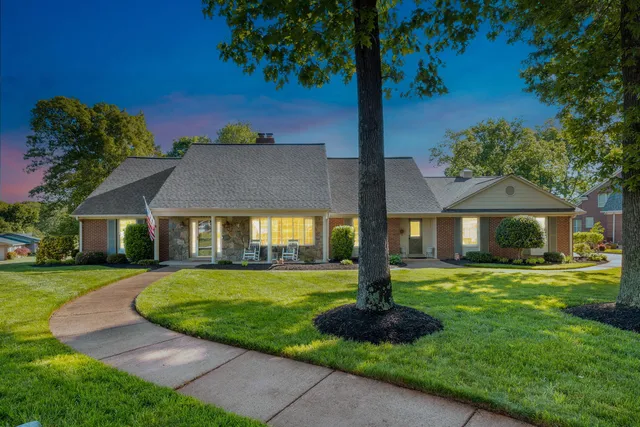 9081 Park Ave, Manassas, VA 20110