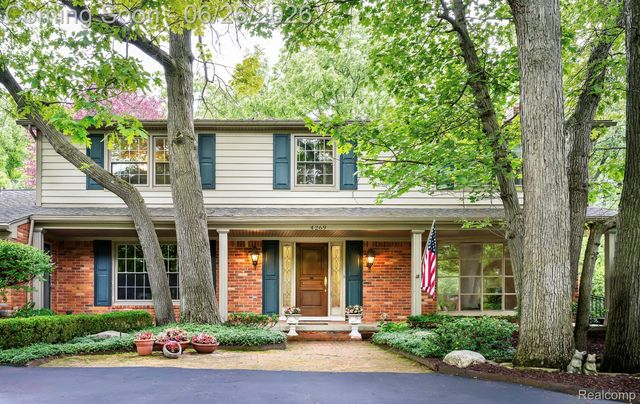 4269 N  Willoway Estates Ct, Bloomfield Hills, MI 48302