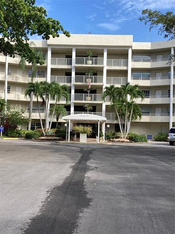 805 Cypress Blvd #309, Pompano Beach, FL 33069