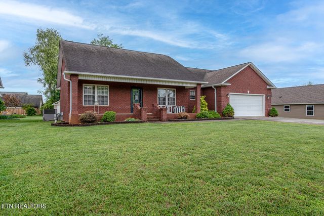 151 Heritage Crossing Dr, Maryville, TN 37804