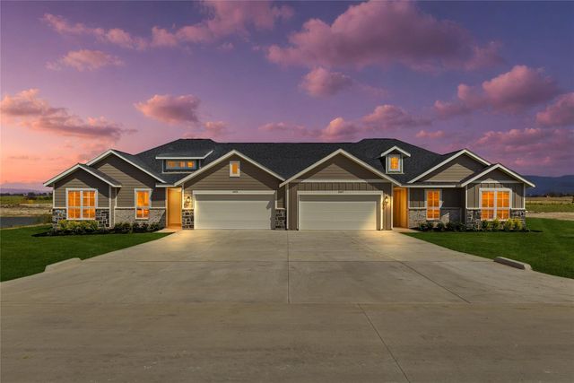 4043-4045 Clovis St, Midlothian, TX 76065