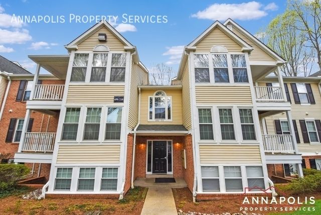 704 Southern Hills Dr, Arnold, MD 21012