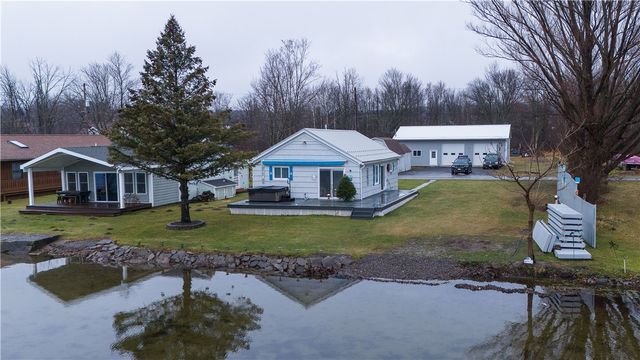 98 Stocum Rd, Dundee, NY 14837