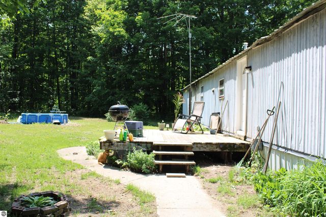 3156 County Road 612 NE, Kalkaska, MI 49646