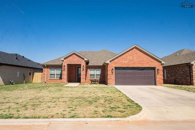 115 Eagles Nest Ct, Holliday, TX 76366
