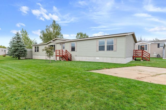 1218 Foothills Dr, Spearfish, SD 57783