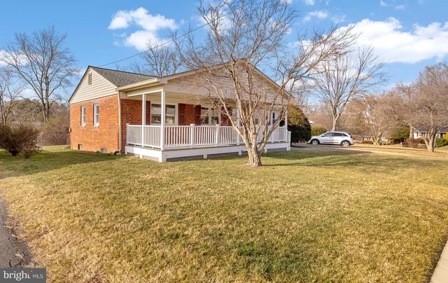 4110 Berritt St, Fairfax, VA 22030