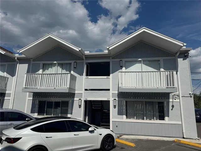 5201 S MACDILL AVENUE #207, Tampa, FL 33611
