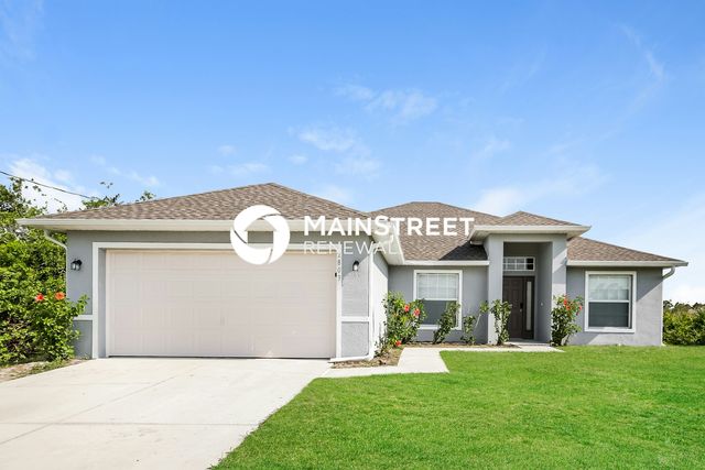 2803 64th St W, Lehigh Acres, FL 33971