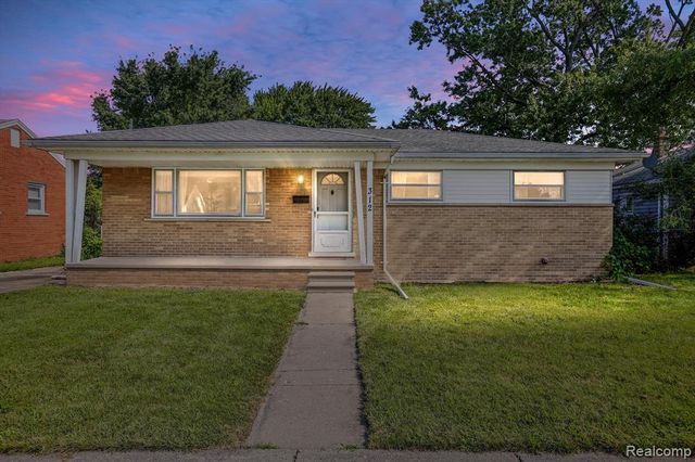 312 W  Lincoln Ave, Madison Heights, MI 48071