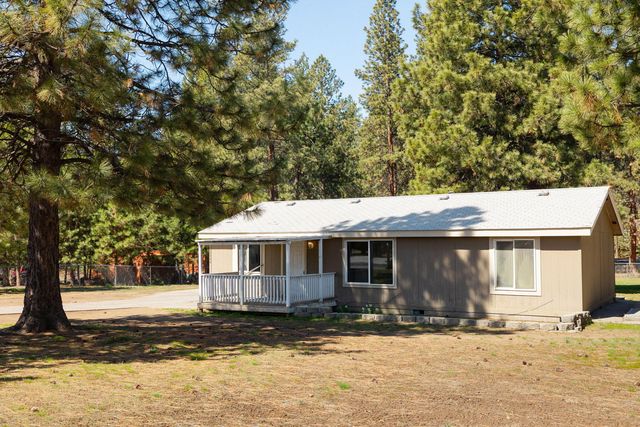 60449 Lakeview Dr, Bend, OR 97702