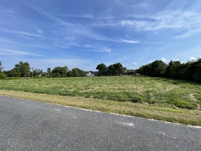 04L Sandpiper Cir, Lottsburg, VA 22511