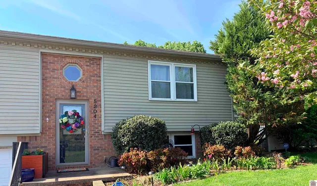 5204 Ogilvie Ave, Paducah, KY 42001