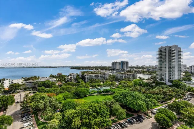 9 Island Ave #1514, Miami Beach, FL 33139