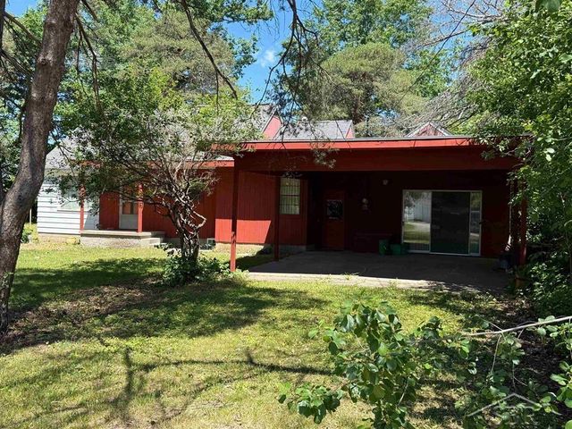 1800 W  Shepherd Rd, Midland, MI 48642
