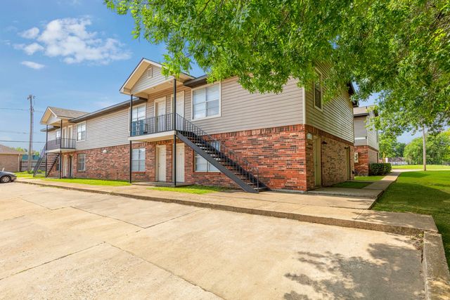 800 NE 2nd Ave #LC2-G8, Durant, OK 74701