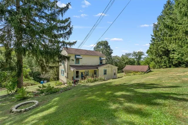 1182 Airport Rd, Aliquippa, PA 15001