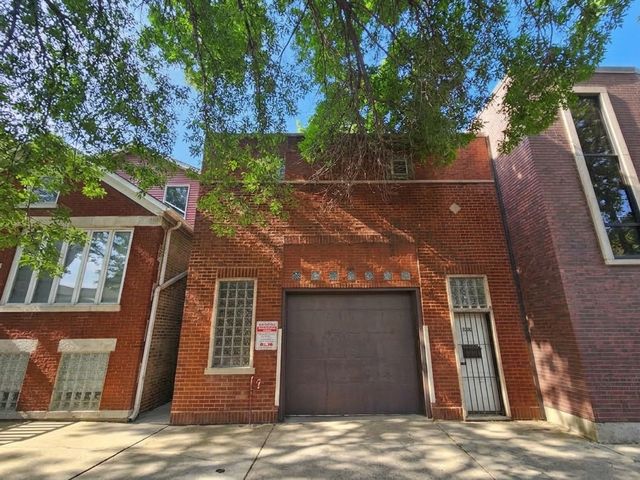 2636 W  Huron St, Chicago, IL 60612
