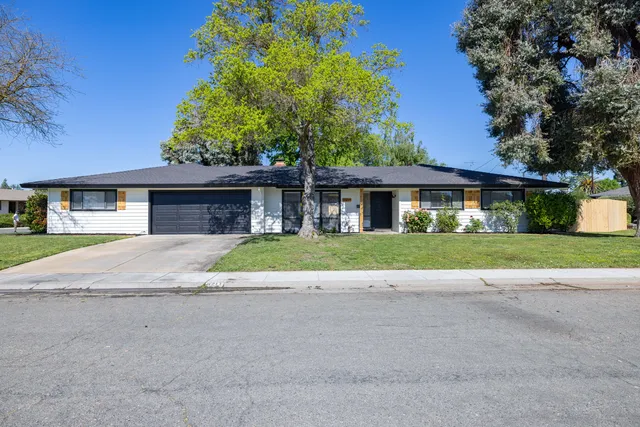 6211 14th St, Sacramento, CA 95831