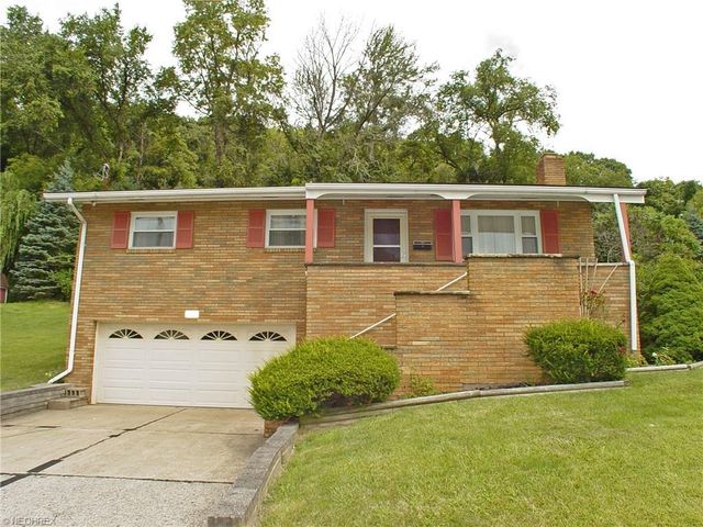 136 Beverly Ave, Weirton, WV 26062