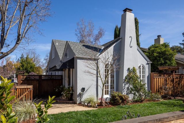 660 Hawthorne Ave, Palo Alto, CA 94301