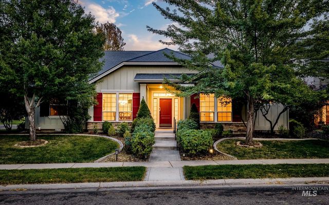 3660 N  Colbourne Way, Meridian, ID 83642