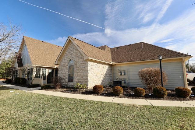 1275 Stonington Ct, Lancaster, OH 43130