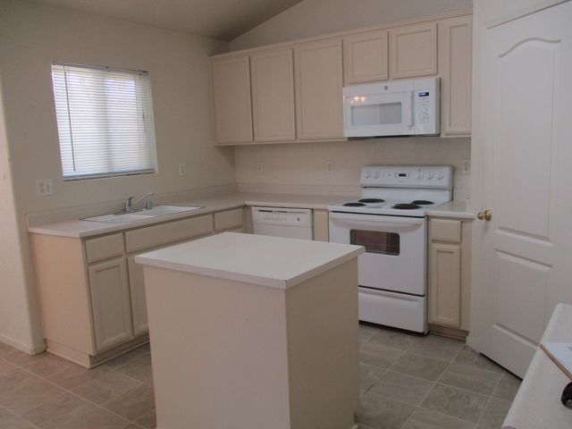 Address Not Disclosed, Los Banos, CA 93635