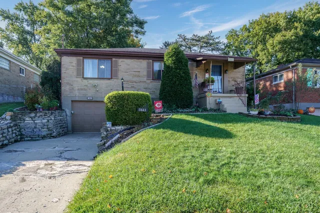 3663 Sandralin Dr, Cincinnati, OH 45247