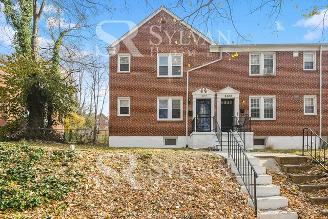 6147 Chinquapin Pkwy, Baltimore, MD 21239