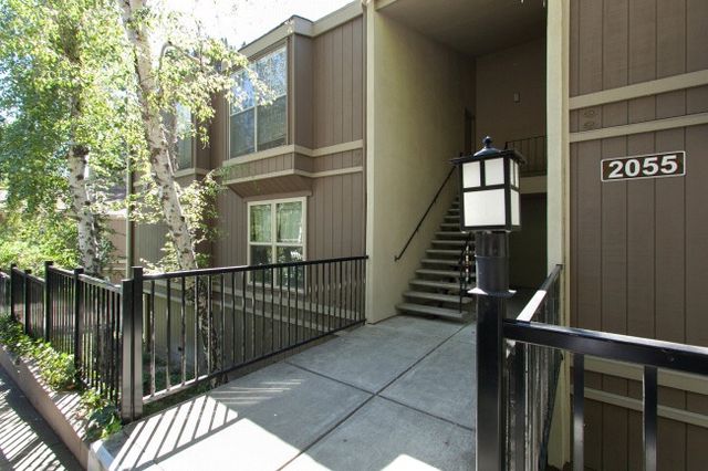 2055 Ascot Dr #107, Moraga, CA 94556