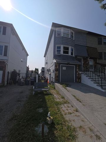 50 Leggett Pl, Staten Island, NY 10314