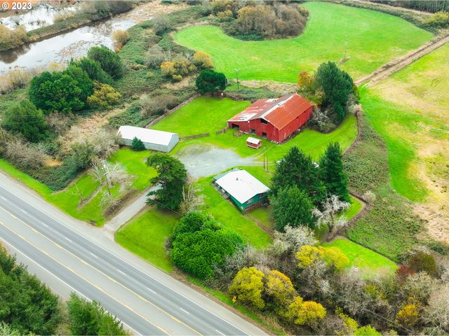 99690 Highway 42, Coquille, OR 97423