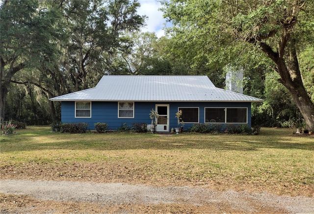 41120 County Road 25, Weirsdale, FL 32195