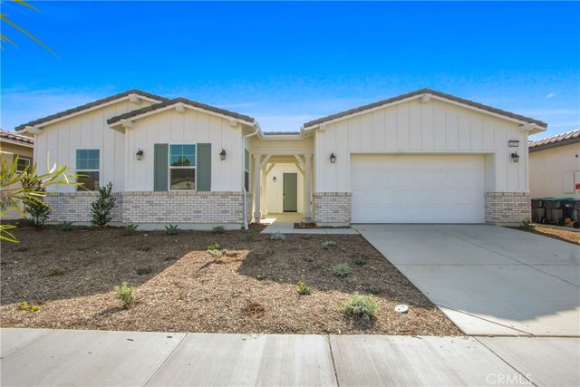 4665 Avondale Ct, Chino, CA 91710