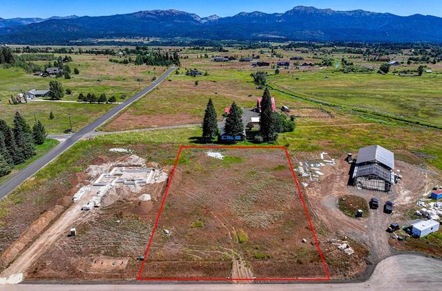 14066 Mulberry St, McCall, ID 83638