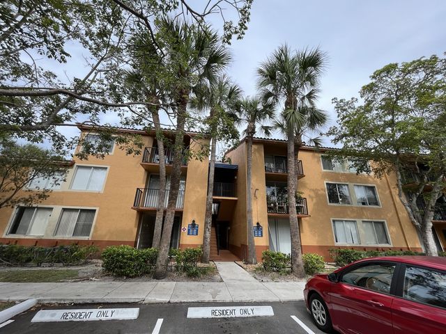 10717 Cleary Blvd #306, Fort Lauderdale, FL 33324