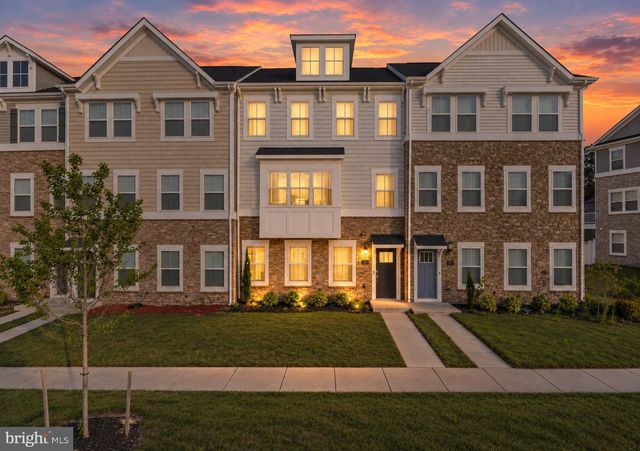 4175 Brodie Pl, White Plains, MD 20695