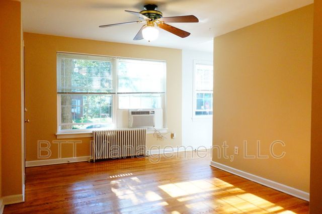 8400 Greenwood Ave #2, Takoma Park, MD 20912