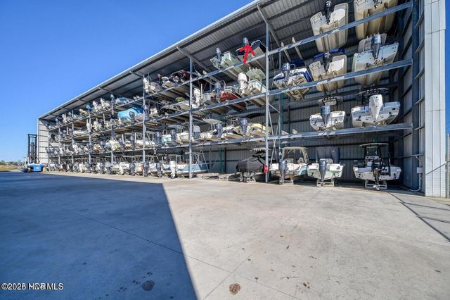 111 N New River Drive #G43, Holly Ridge, NC 28445