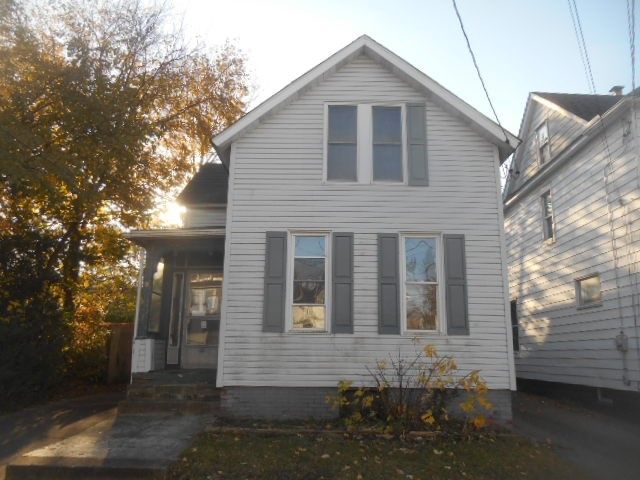 613 W  22nd St, Erie, PA 16502