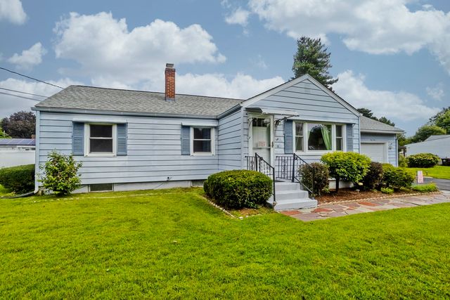 41 Dartmouth St, Agawam, MA 01001