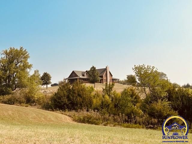 16148 NW 70th St, Rossville, KS 66533