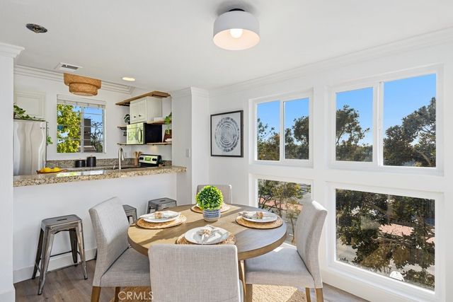 20371 Bluffside Cir #B-401, Huntington Beach, CA 92646