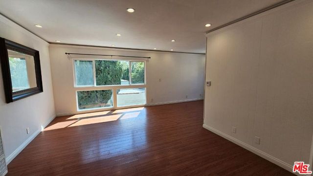 348 S  Rexford Dr   #6, Beverly Hills, CA 90212