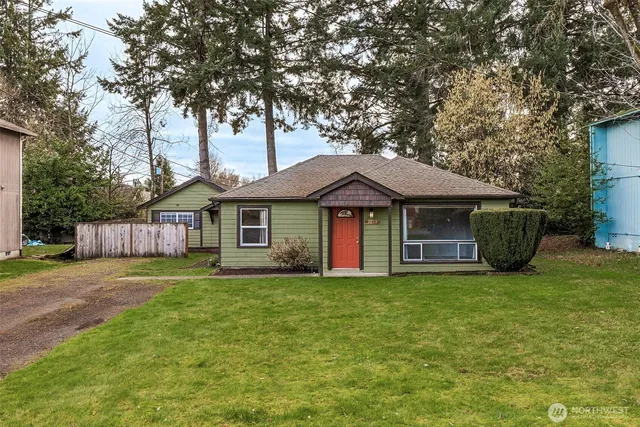 2219 Bush Ave NW, Olympia, WA 98502
