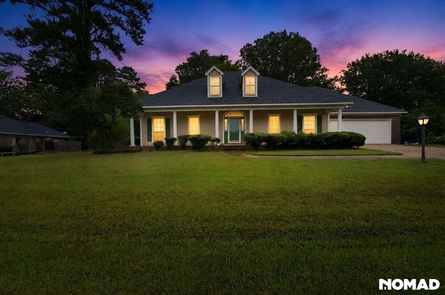 312 Wildwood Blvd, Jackson, MS 39212